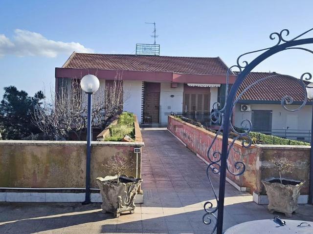 Casa in vendita a Sciara, Mascalucia