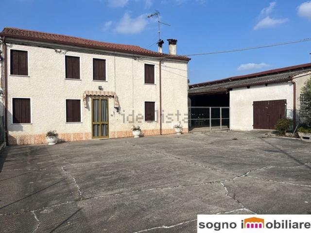 Casa in vendita a Vigo, Legnago