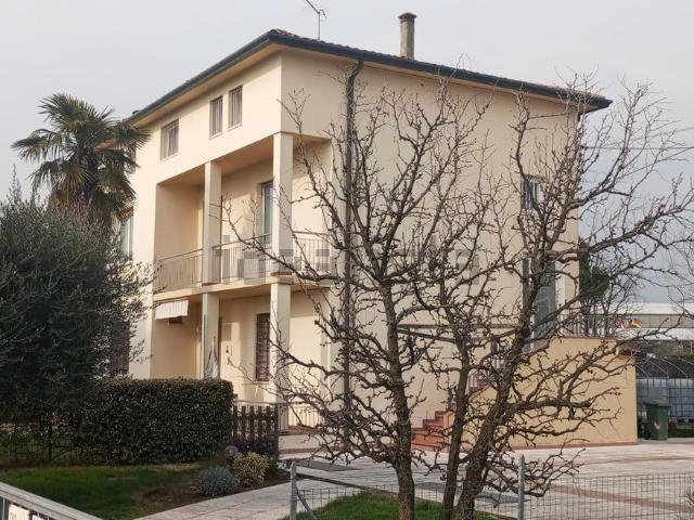 Casa in vendita a Montecchio Precalcino, Veneto