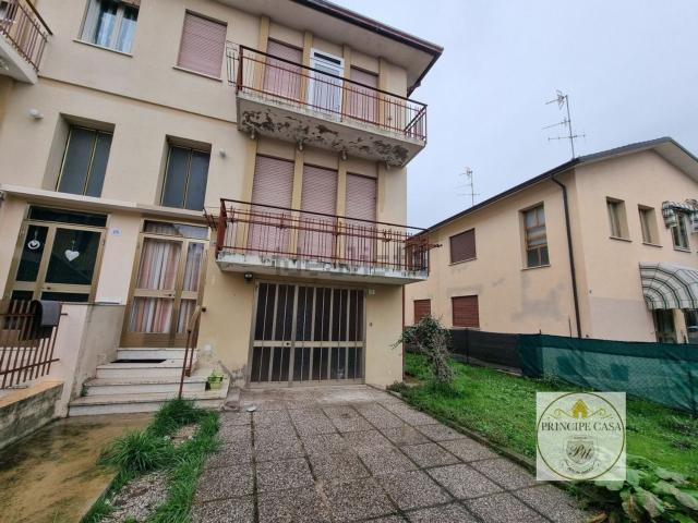 Casa in vendita a Este, Padova