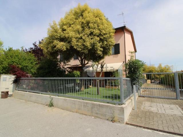 Casa in vendita a Unione dei comuni Valle del Savio, Cesenà