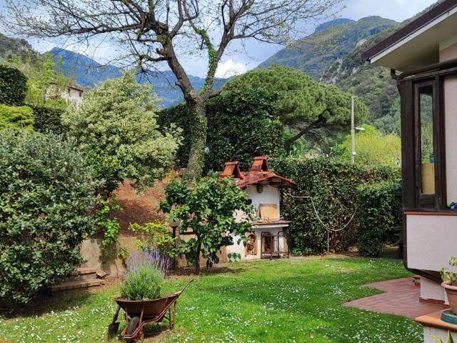 Casa in vendita a Tonfano, Toscana