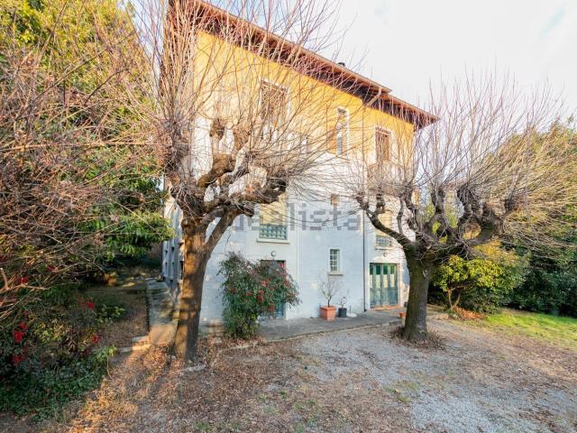 Casa in vendita a Comunità Montana del Piambello, Saltrio