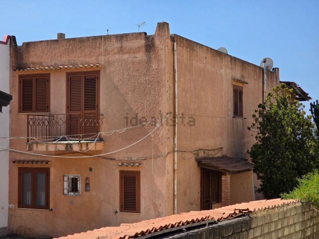Casa in vendita a Calabria, Cosenza