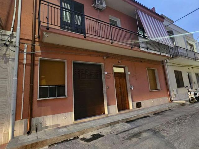 Casa in vendita a Avola, Siracusa