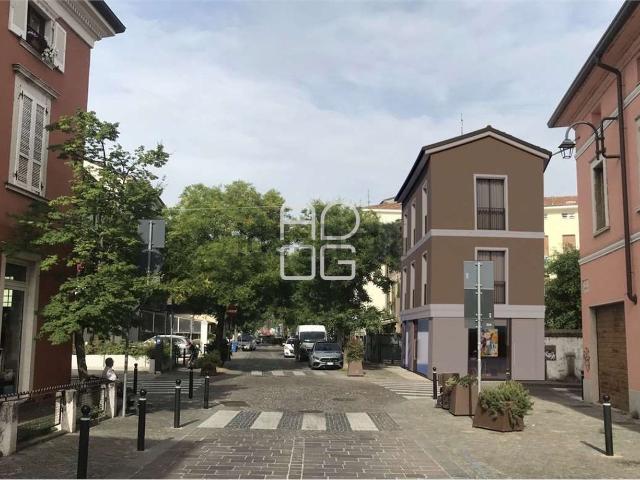 Casa in vendita a Desenzano Del Garda, Lombardia