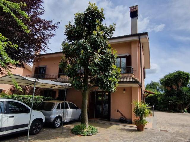 Casa in vendita a Ville di Nemi, Roma Capitale