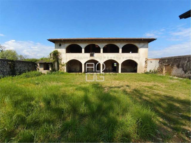 Casa in vendita a Monte Tapino, Moniga Del Garda