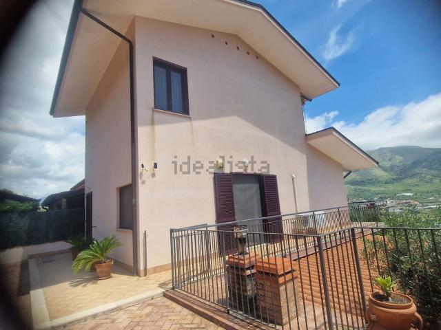 Casa in vendita a Itri, Lazio