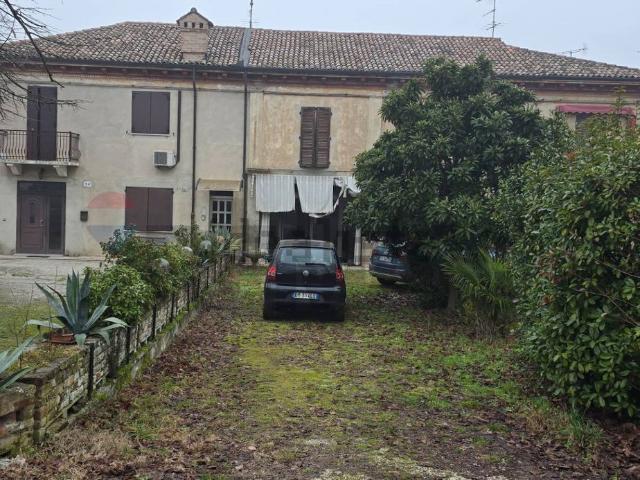 Casa in vendita a Unione Terre e Fiumi, Copparo