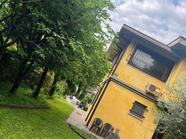 Casa in vendita a Flero, Lombardia