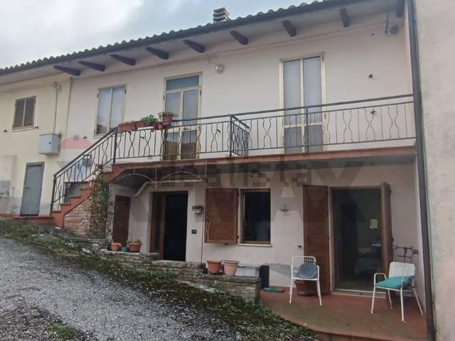 Casa in vendita a Scheggia e Pascelupo, Campitello
