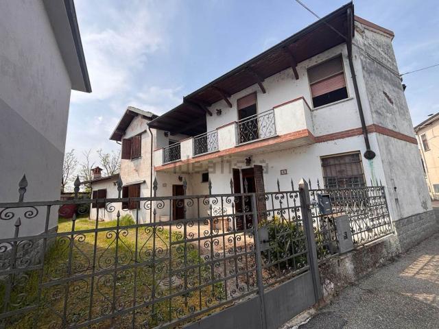 Casa in vendita a Alagna Lomellina, Lombardia
