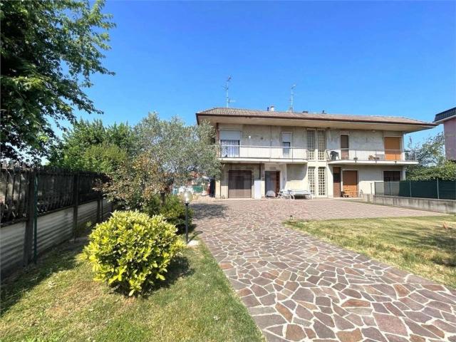 Casa in vendita a Lurago Marinone, Lombardia