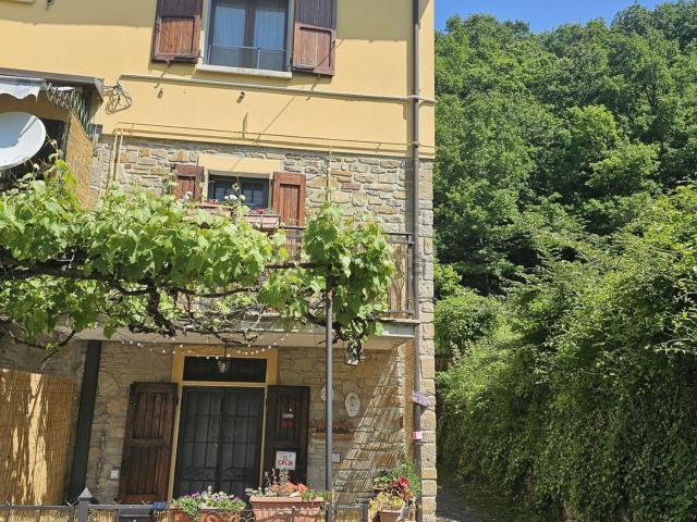Casa in vendita a Unione dell'Appennino Bolognese, San Benedetto Val Di Sambro