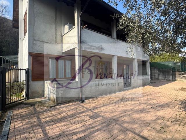 Casa in vendita a Comunità Montana del Piambello, Cuasso Al Monte