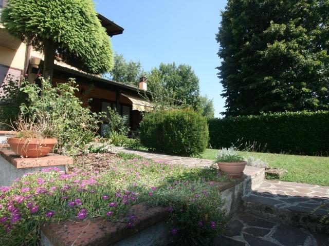 Casa in vendita a Treviglio, Lombardia