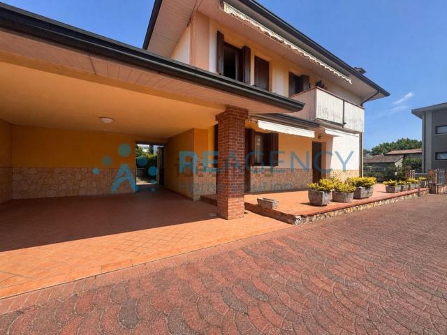 Casa in vendita a Sovizzo, Veneto