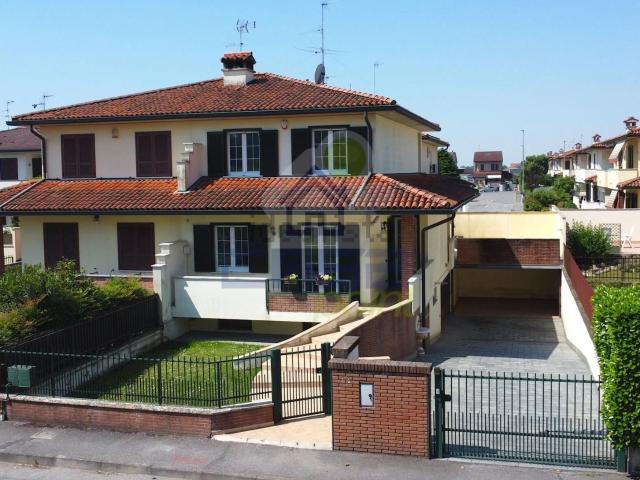 Casa in vendita a Europa, Sant'Angelo Lodigiano