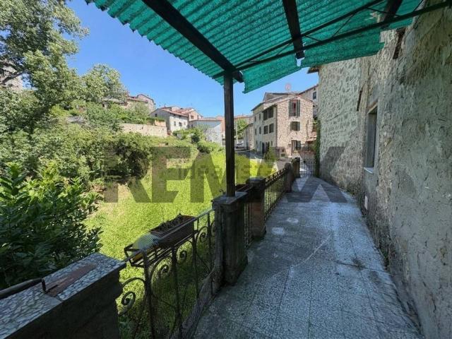Casa in vendita a Unione dei comuni Media Valle del Serchio, Brandeglio
