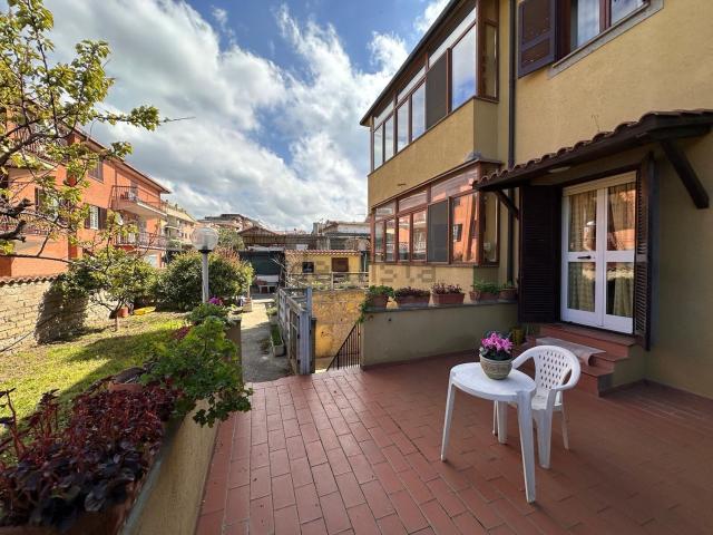 Casa in vendita a Poggio delle Mole, Marino