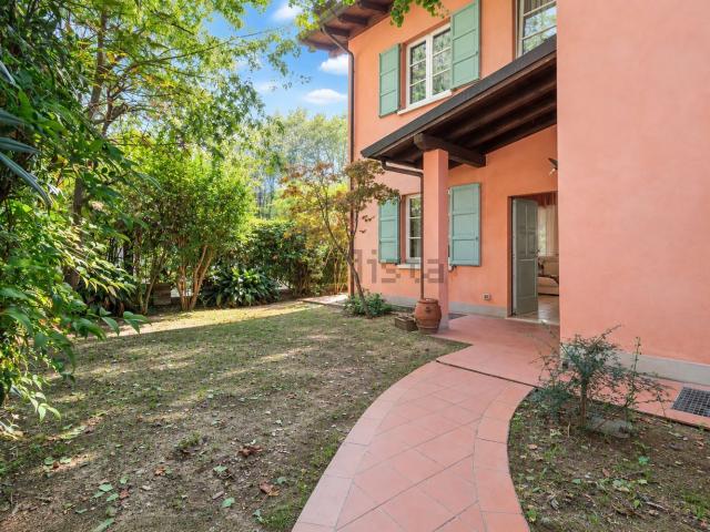 Casa in vendita a Zona Sud, Brescia