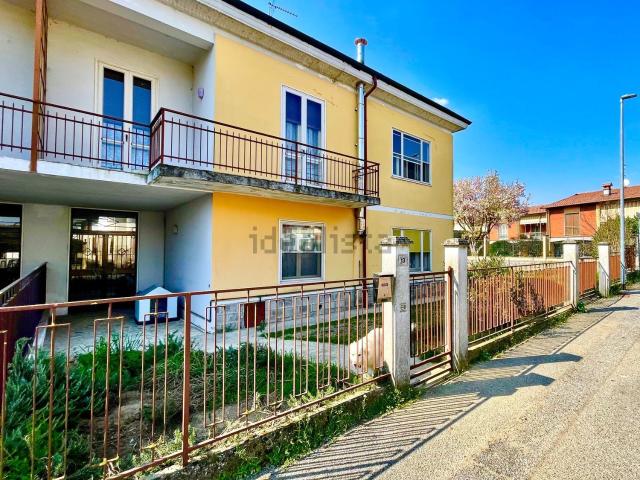 Casa in vendita a Linarolo, Lombardia