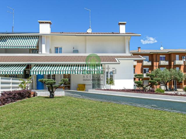 Casa in vendita a Mussolente, Veneto