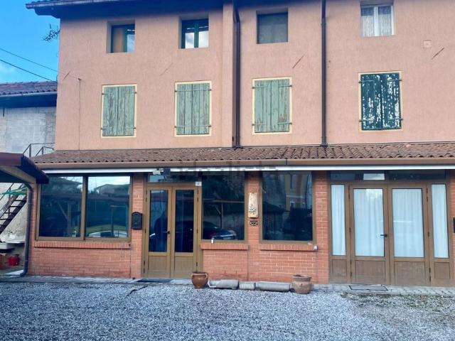 Casa in vendita a Santa Marizza / Sante Marize, Varmo / Vildivar