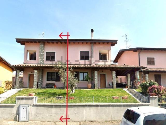 Casa in vendita a Cadeo, Reggio Emilia