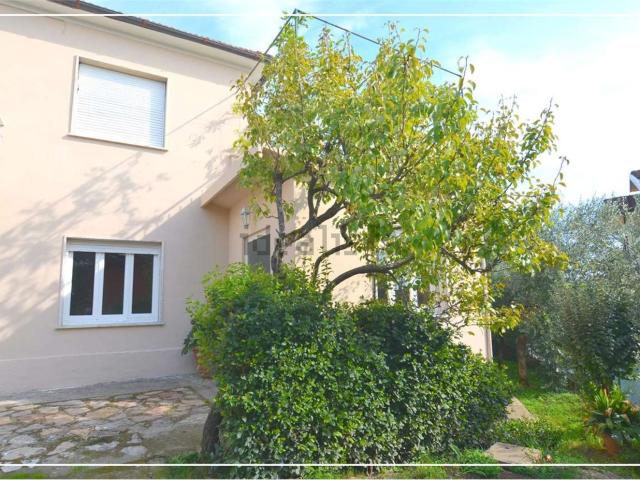 Casa in vendita a Monsummano Terme, Pistoia