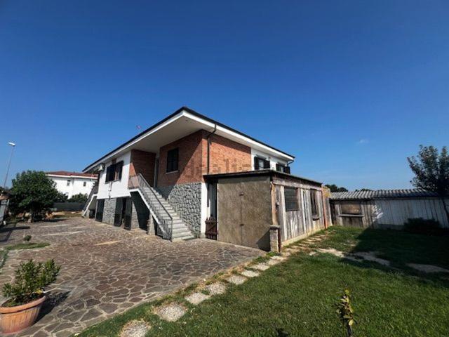 Casa in vendita a Piemonte, Alessandria