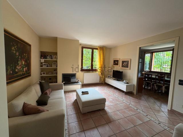Casa in vendita a Tresinaro - Secchia, Re