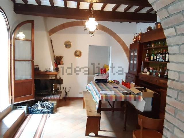 Casa in vendita a Chiusi Città, Toscana