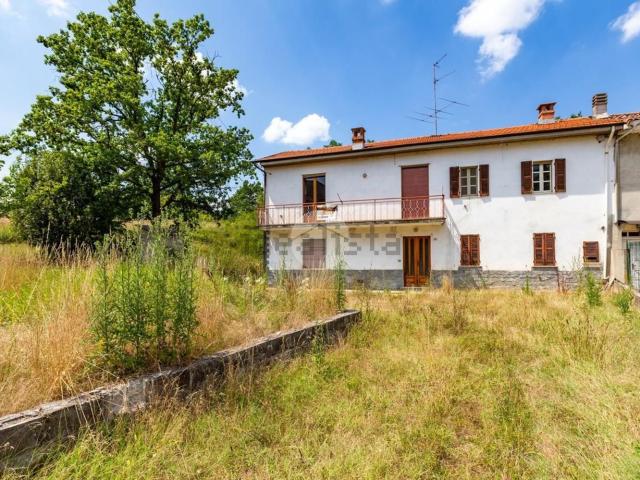 Casa in vendita a Piemonte, Asti