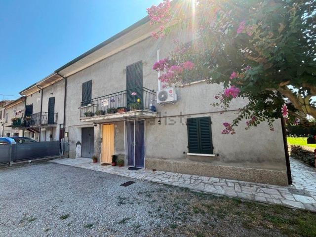 Casa in vendita a Zona Artigianale Montepulciano Stazione, Montepulciano