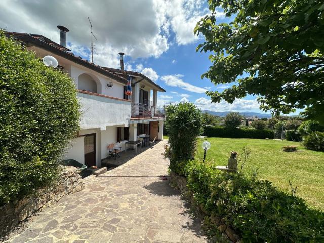 Casa in vendita a Follonica, Toscana