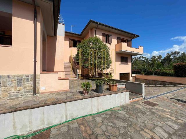 Casa in vendita a Roccastrada, Toscana