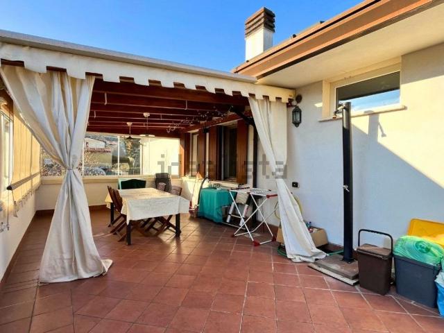 Casa in vendita a Barbarano Mossano, Barbarano Vicentino