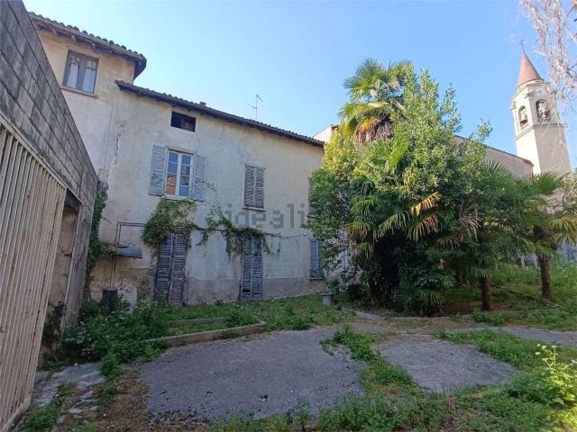 Casa in vendita a Olate, Lecco