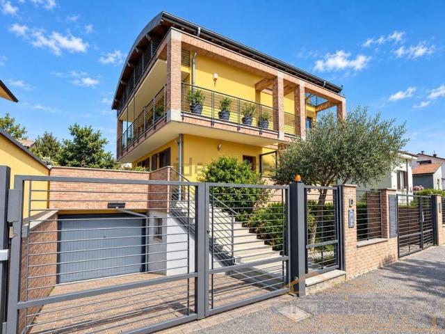 Casa in vendita a Oldaniga, Vimercate