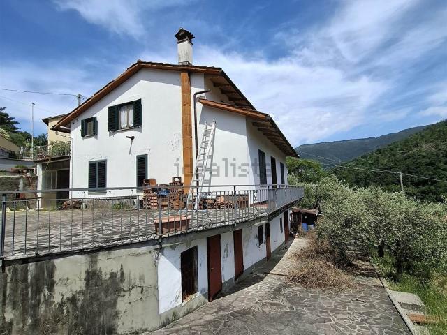 Casa in vendita a La Tignamica, Vaiano
