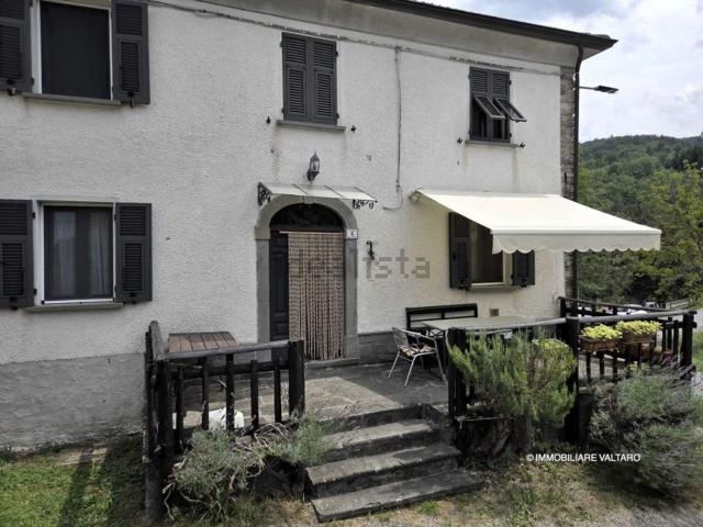 Casa in vendita a Tornolo, Reggio Emilia
