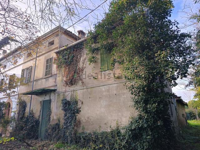 Casa in vendita a Carraie, Ravenna
