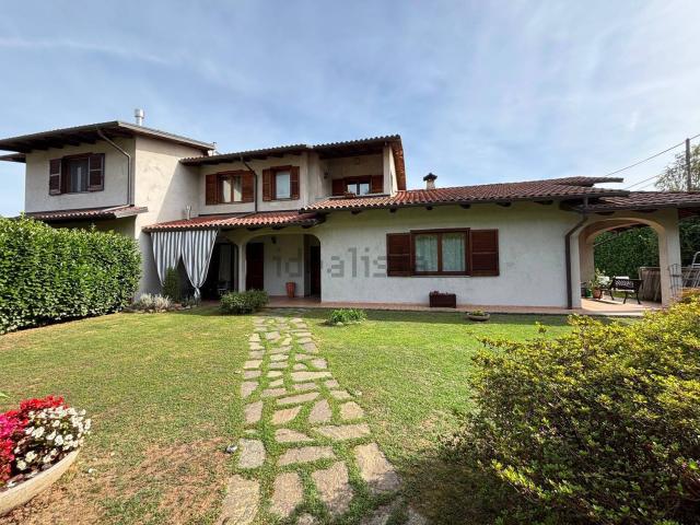 Casa in vendita a Cerrione, Biella