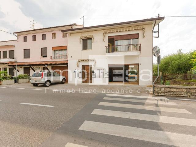 Casa in vendita a Vittorio Veneto, Veneto