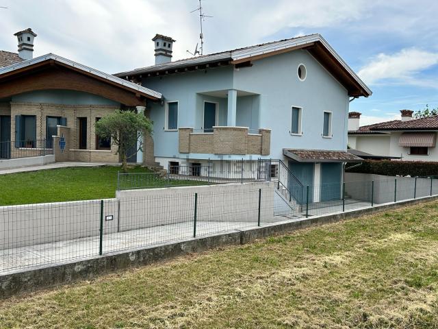 Casa in vendita a Azzano Decimo, Friuli-Venezia Giulia