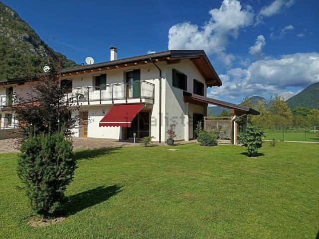Casa in vendita a Caneva / Cjanive, Tolmezzo / Tumieç
