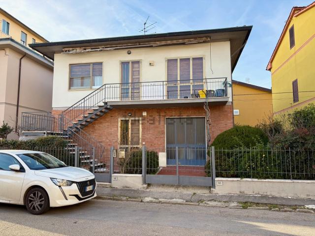 Casa in vendita a San Martino, Campi Bisenzio