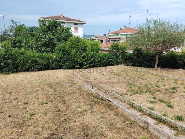 Casa in vendita a Case Bruciate, Marche
